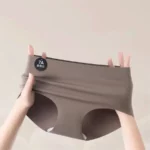 Seamless Hipster Panty in Coffee Brown - Image 3