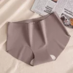 Seamless Hipster Panty in Coffee Brown - Image 4