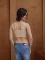 Wide Strap Seamless Sports Bra with removable Pads in skin colour - Image 3